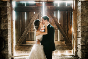 niagara barn wedding