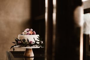 niagara wedding cake